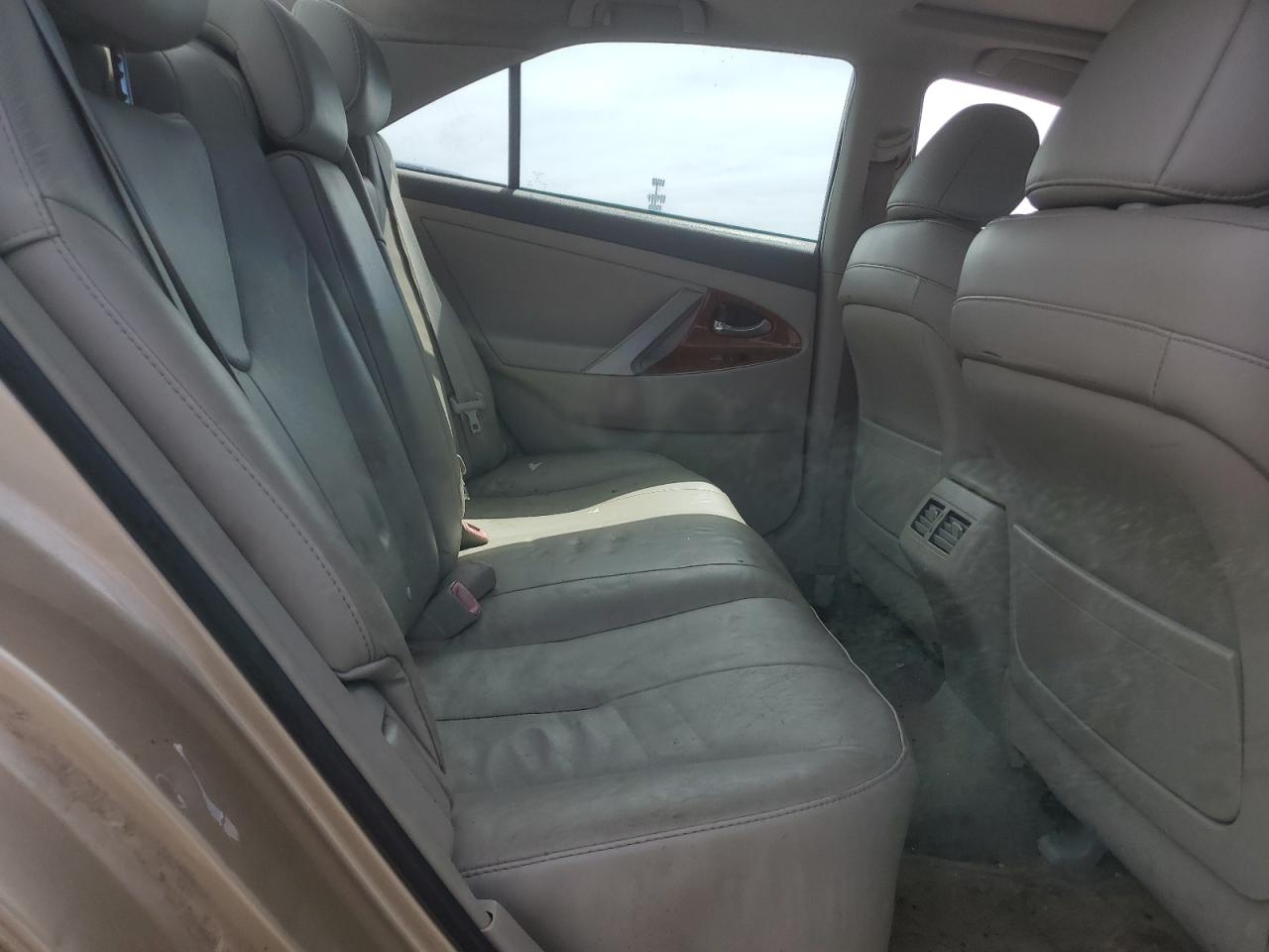 2010 Toyota Camry Base VIN: 4T1BF3EK5AU511258 Lot: 71801655