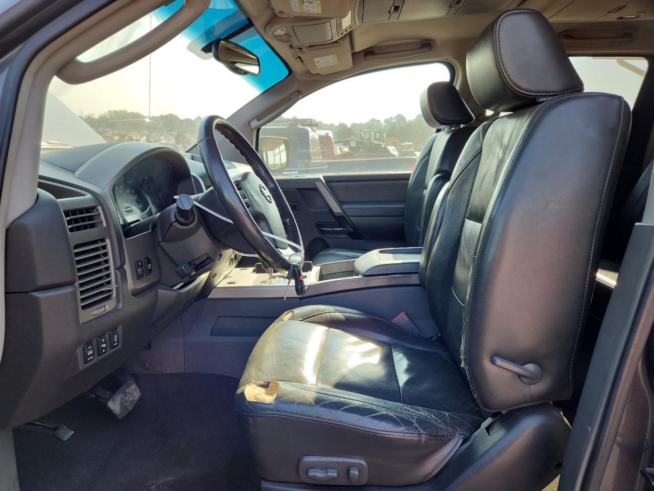 2005 Nissan Titan Xe VIN: 1N6BA07A15N538363 Lot: 80393295