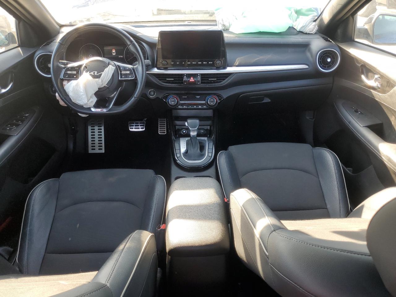 2023 Kia Forte Gt Line VIN: 3KPF54AD6PE663918 Lot: 84758645