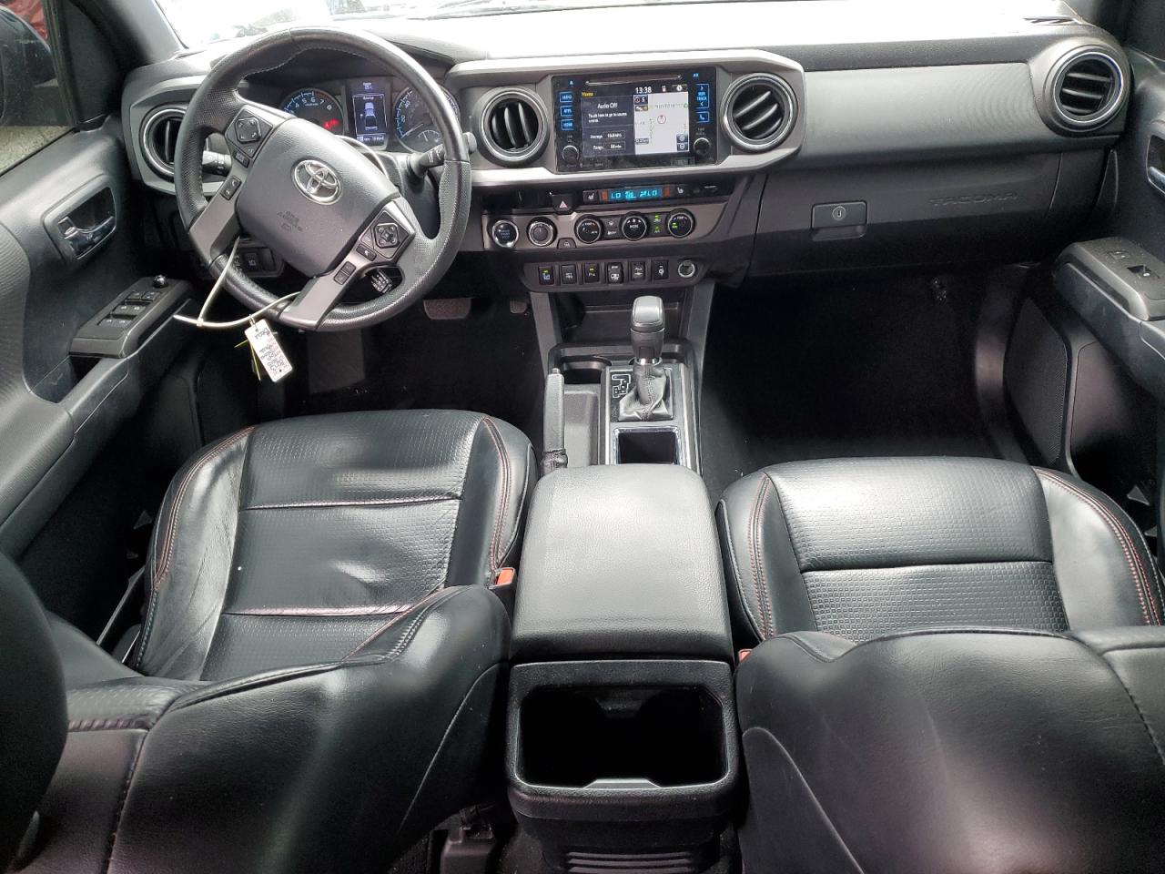 2018 Toyota Tacoma Double Cab VIN: 5TFCZ5AN5JX138877 Lot: 83989135