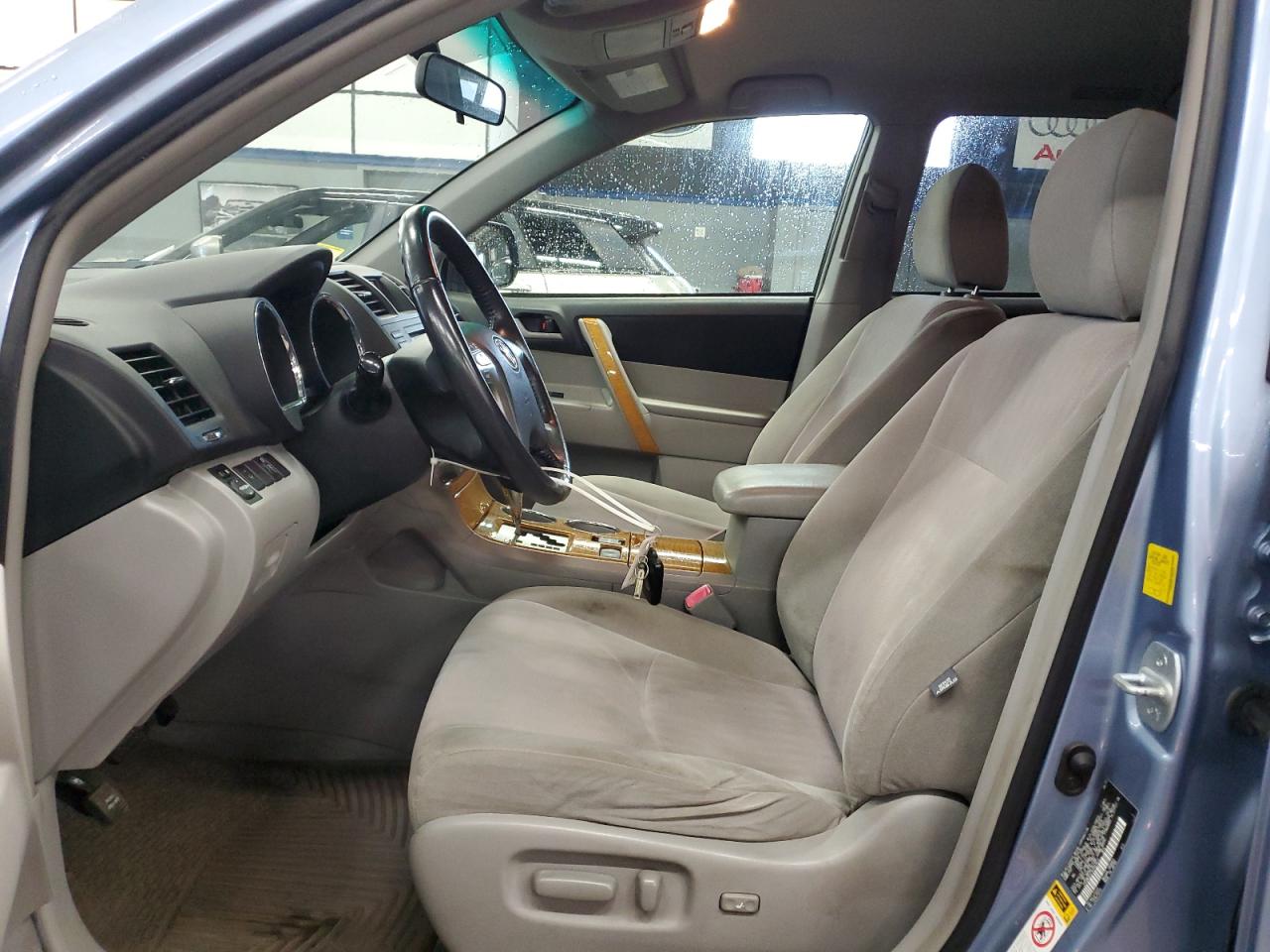 2010 Toyota Highlander Hybrid VIN: JTEBW3EH7A2047812 Lot: 84168325