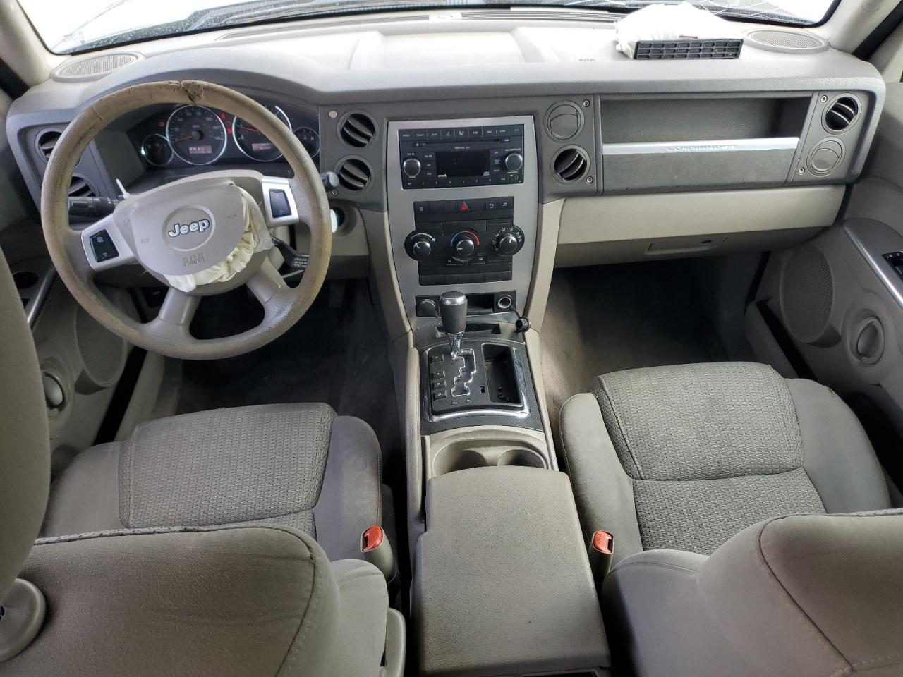 2008 Jeep Commander Sport VIN: 1J8HH48K28C128042 Lot: 71434025