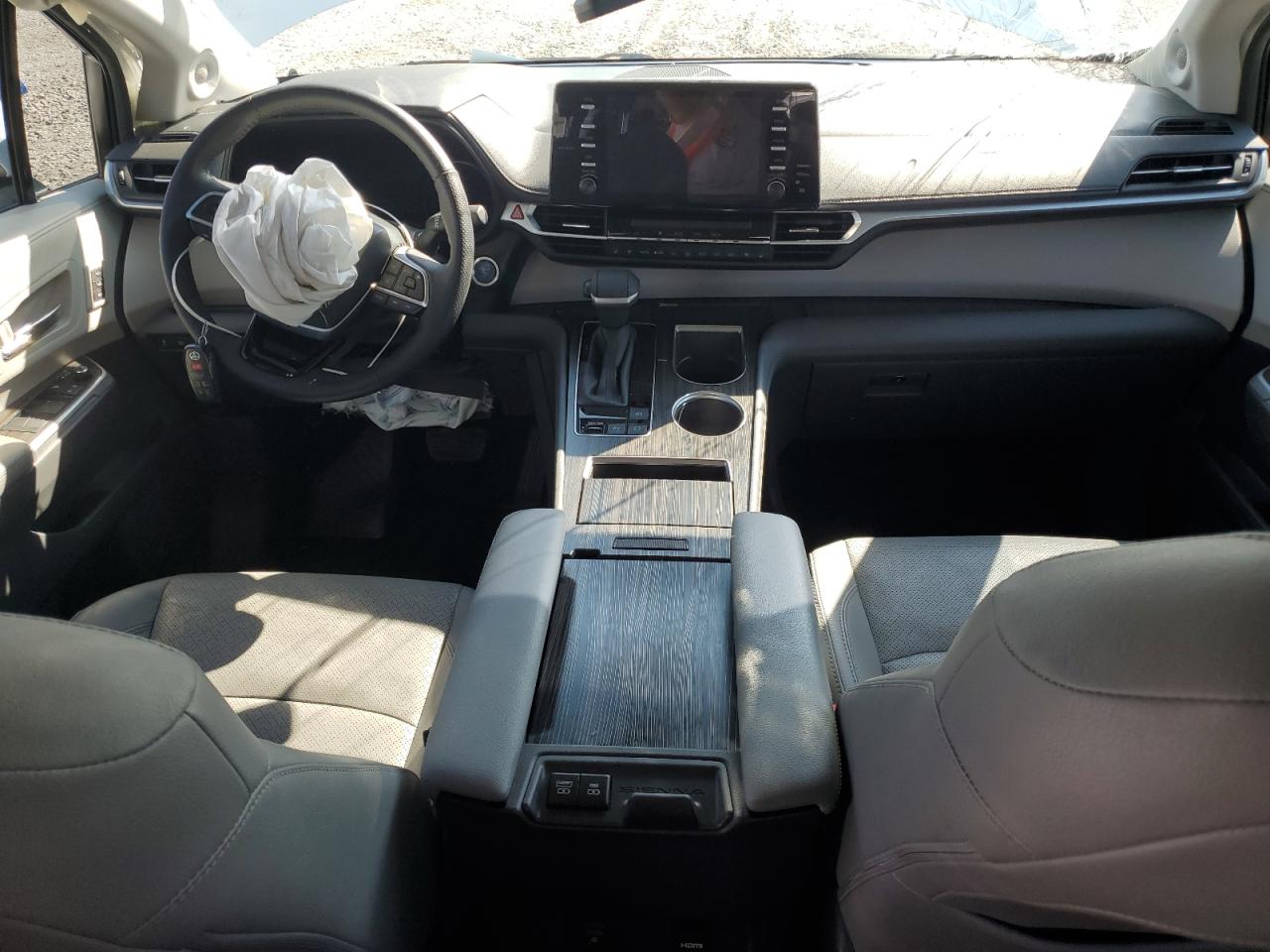 2021 Toyota Sienna Limited VIN: 5TDZRKEC8MS018082 Lot: 80797425