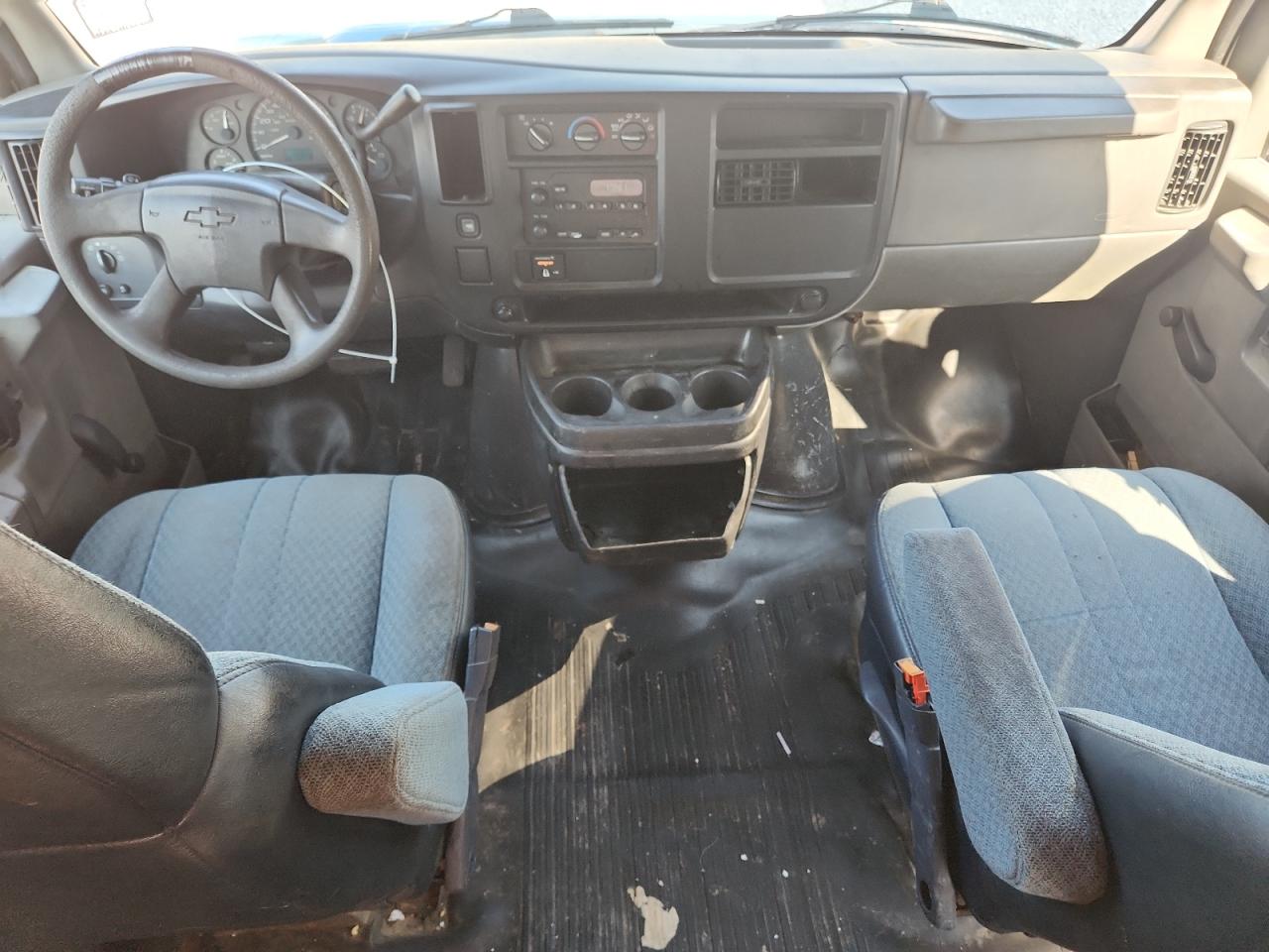 2003 Chevrolet Express G3500 VIN: 1GCHG35U931170092 Lot: 71353755