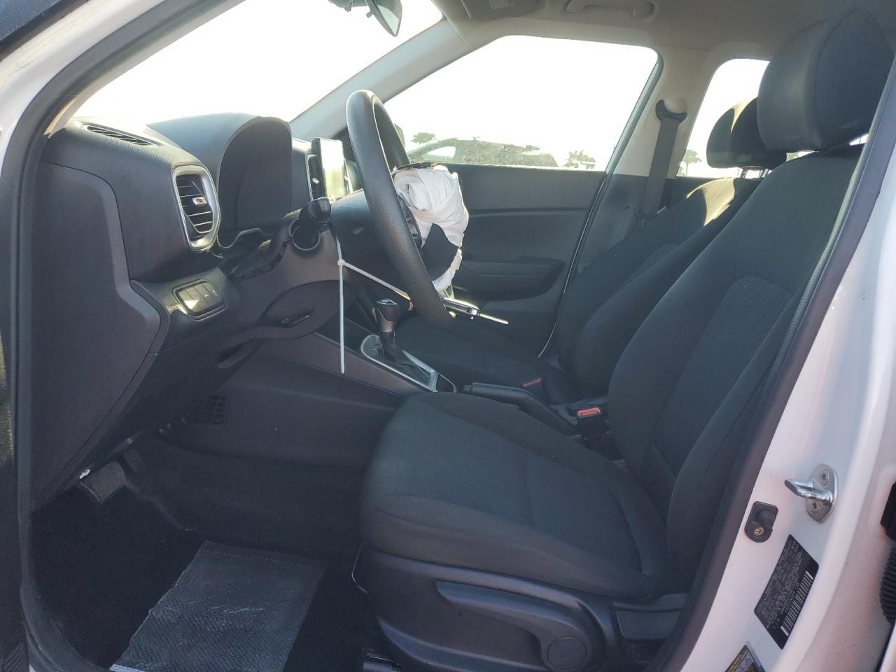 2022 Hyundai Venue Se VIN: KMHRB8A3XNU153957 Lot: 82138445