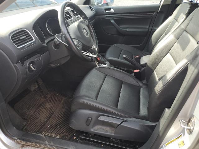 Crossovers VOLKSWAGEN JETTA 2014 Srebrny