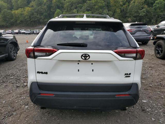  TOYOTA RAV4 2024 Белы