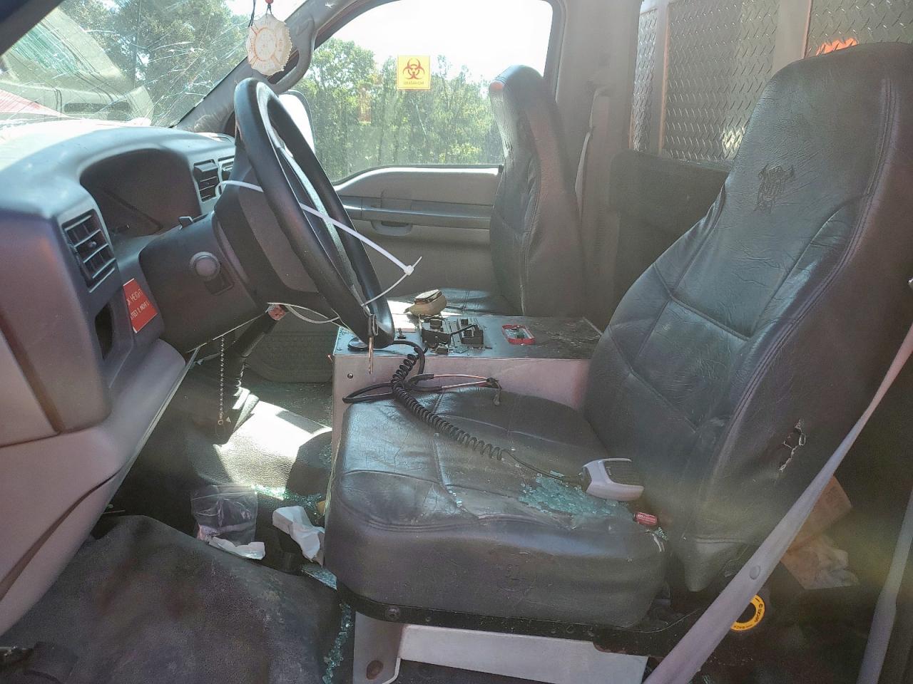 1999 Ford F450 Super - Trucks Pumper Fire Truck VIN: 1FDXF46F9XEE83898 Lot: 70816185