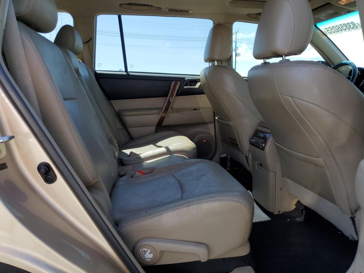 2011 Toyota Highlander Limited VIN: 5TDYK3EH7BS043537 Lot: 83856055