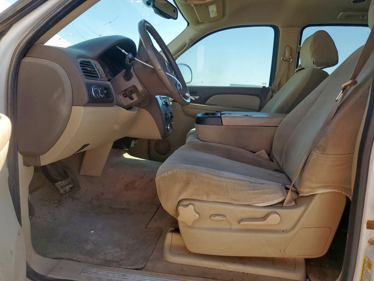 2008 GMC Yukon VIN: 1GKFC13098R102119 Lot: 84184125