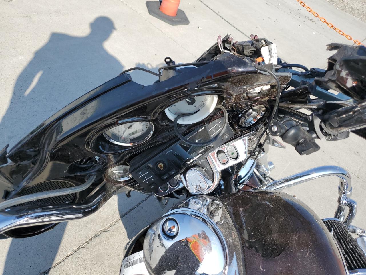 2011 Harley-Davidson Flhx VIN: 1HD1KB417BB632965 Lot: 71613295