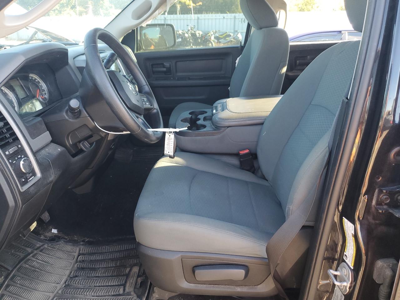 2017 Ram 1500 St VIN: 3C6RR7KTXHG542668 Lot: 83783605