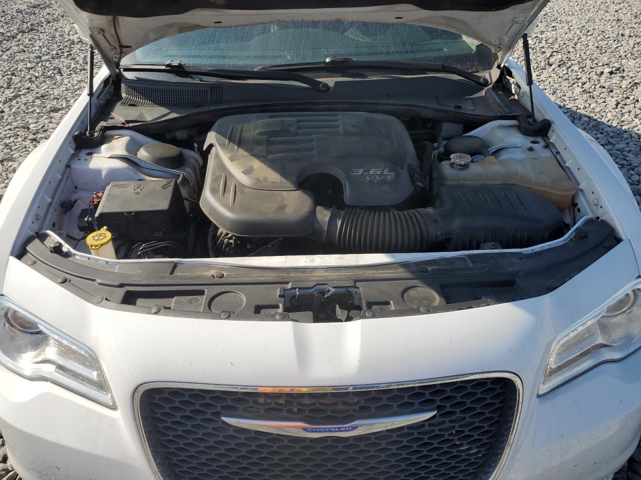 2018 Chrysler 300 Touring VIN: 2C3CCAAG8JH342061 Lot: 81662535