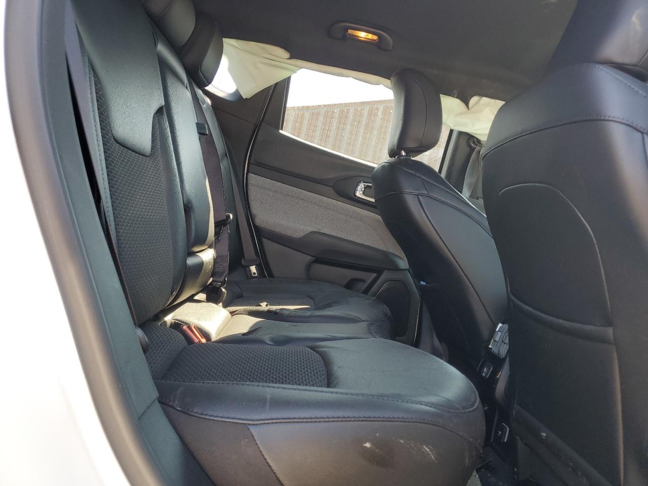 2024 Jeep Compass Latitude VIN: 3C4NJDBNXRT174158 Lot: 81208765