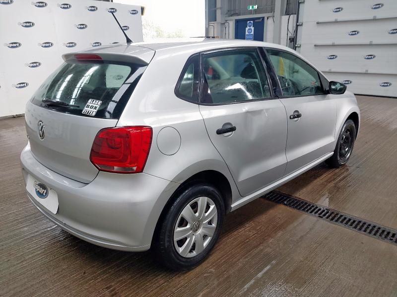 2013 VOLKSWAGEN POLO S 60 