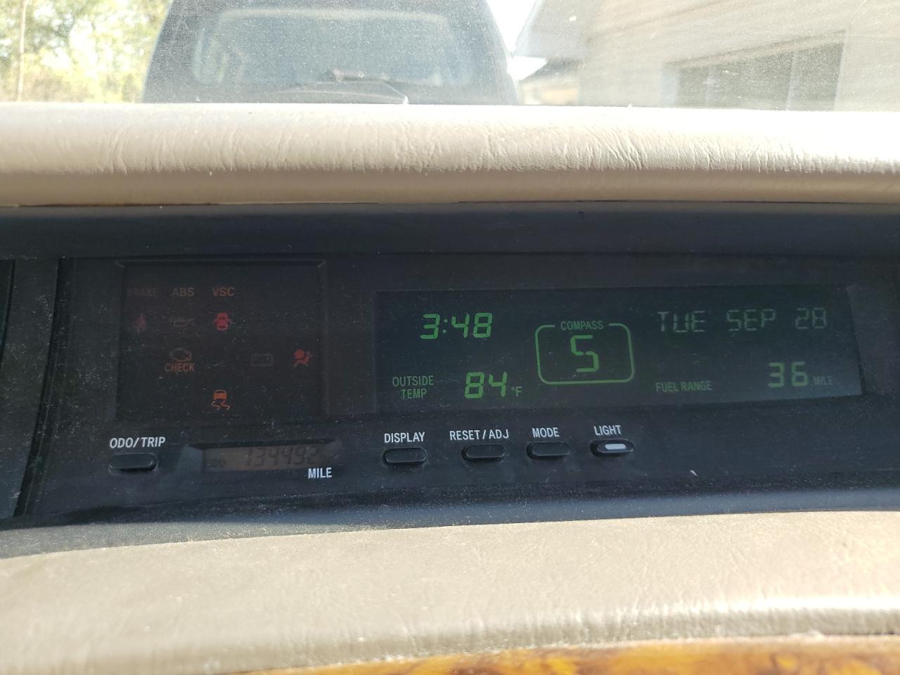 2004 Toyota Avalon Xl VIN: 4T1BF28B74U364922 Lot: 84740325