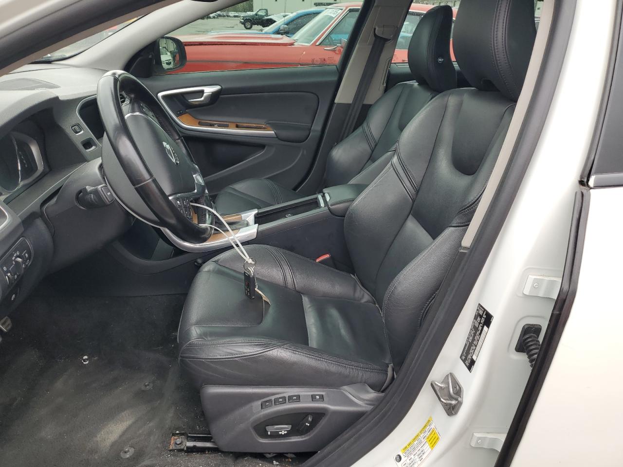 2016 Volvo S60 Platinum VIN: LYV612TM5GB096254 Lot: 82168535