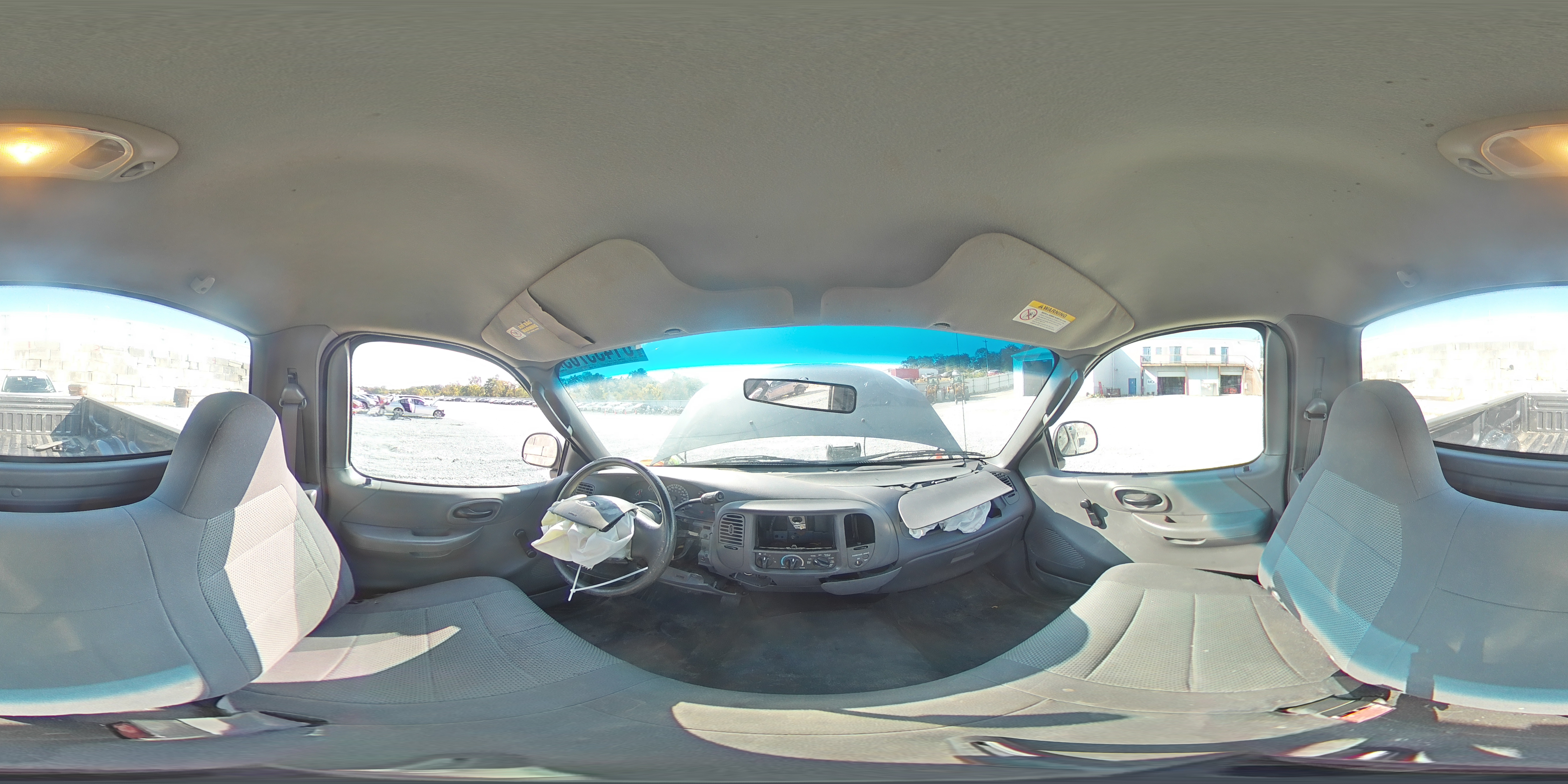 2004 Ford F-150 Heritage Classic VIN: 2FTRF17284CA59993 Lot: 84639995