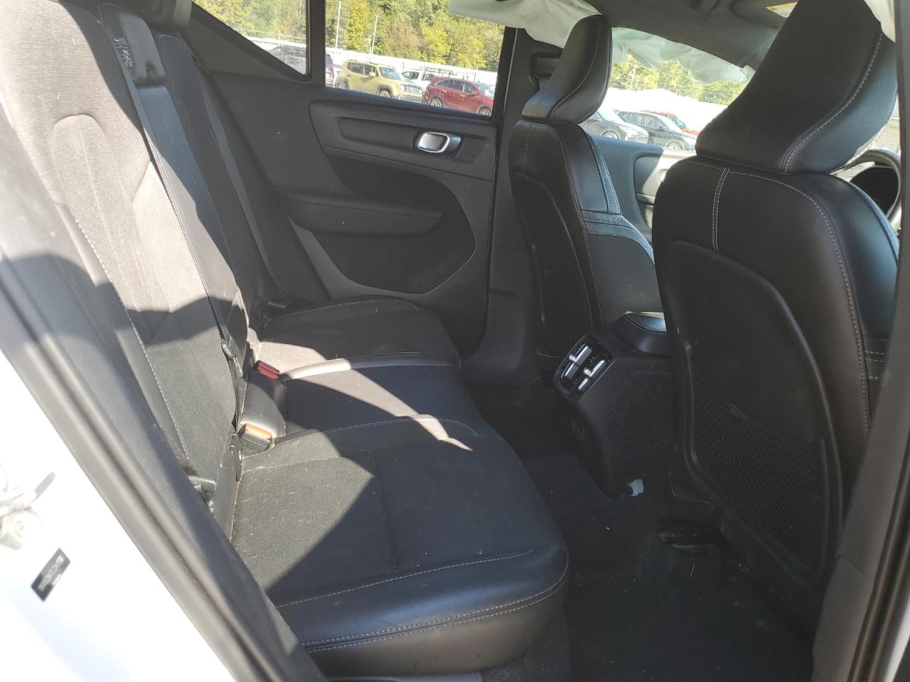 2020 Volvo Xc40 T5 Momentum VIN: YV4162UK7L2341556 Lot: 80559205