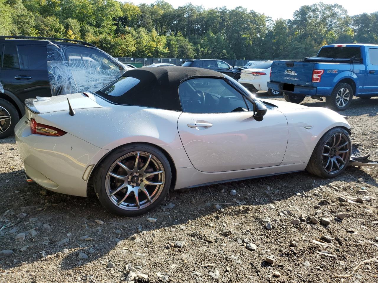 JM1NDAC74H0124180 MAZDA MX5 2017 SILVER Photo 3