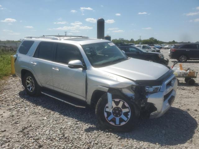  TOYOTA 4RUNNER 2018 Серебристый