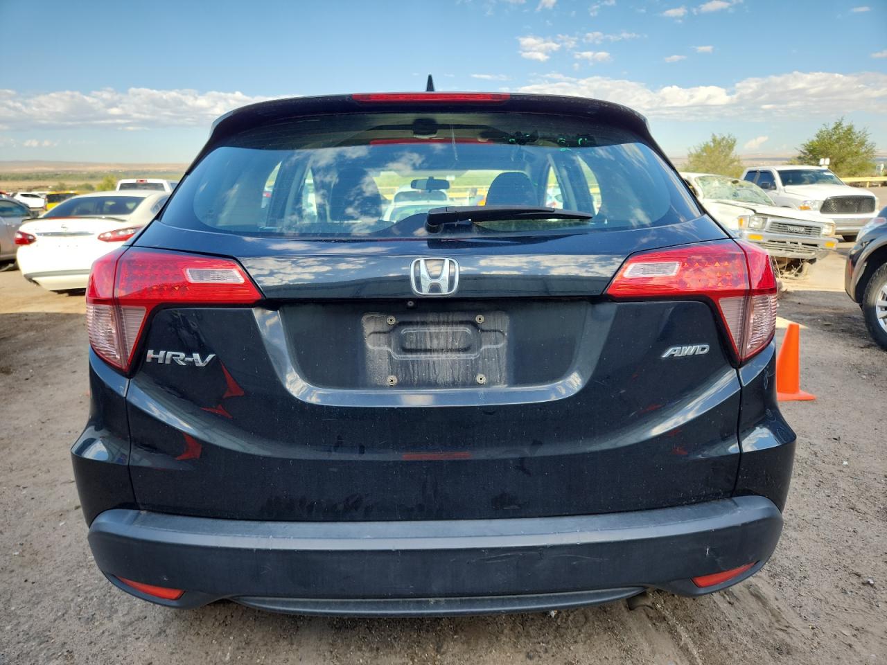 2017 Honda Hr-V Lx VIN: 3CZRU6H30HM709754 Lot: 80122185