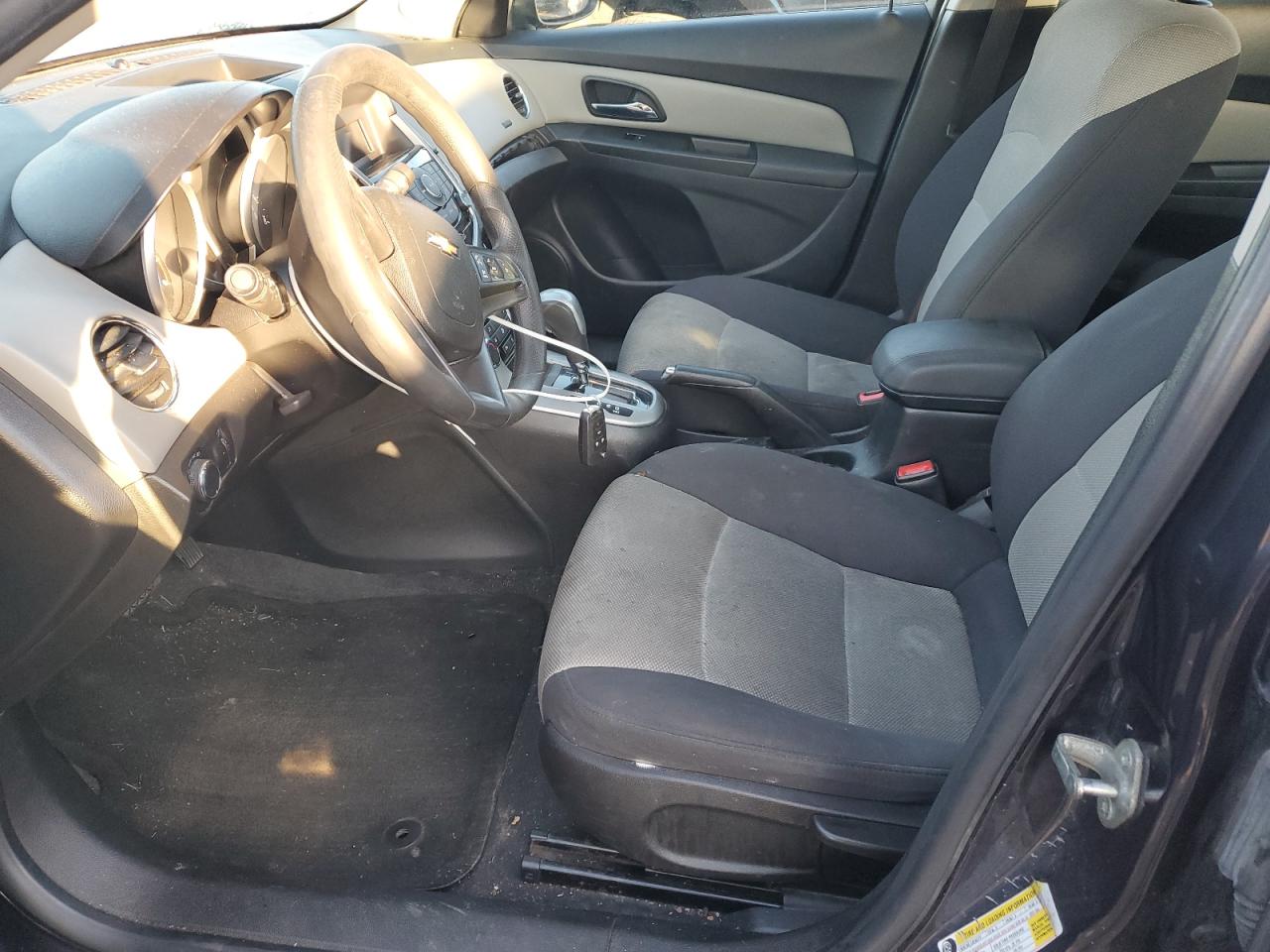 2014 Chevrolet Cruze Ls VIN: 1G1PA5SG0E7221365 Lot: 81903075