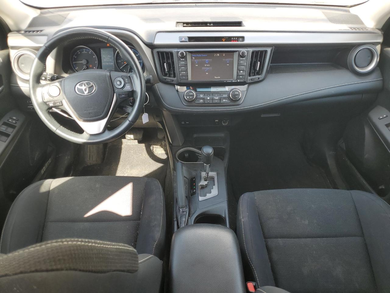 2017 Toyota Rav4 Xle VIN: 2T3RFREV9HW542770 Lot: 81863425