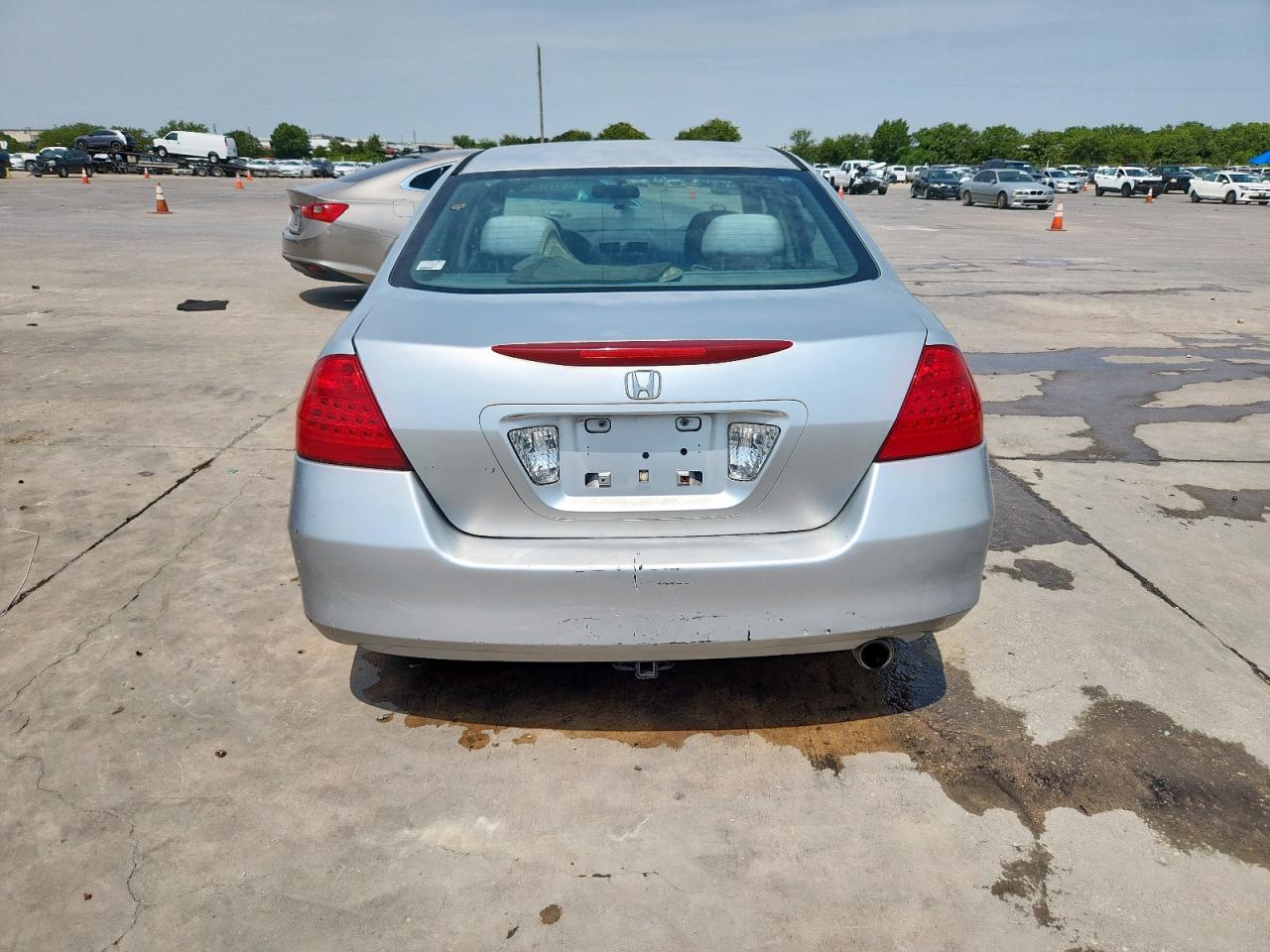 2007 Honda Accord Lx VIN: 1HGCM56427A130604 Lot: 71735615