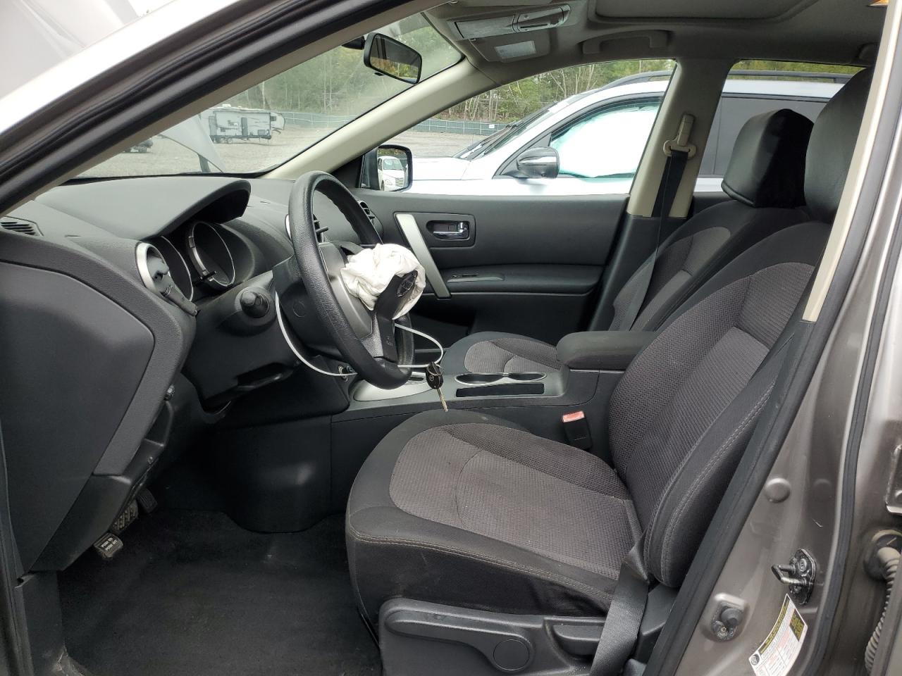 2010 Nissan Rogue S VIN: JN8AS5MV3AW105782 Lot: 82073415