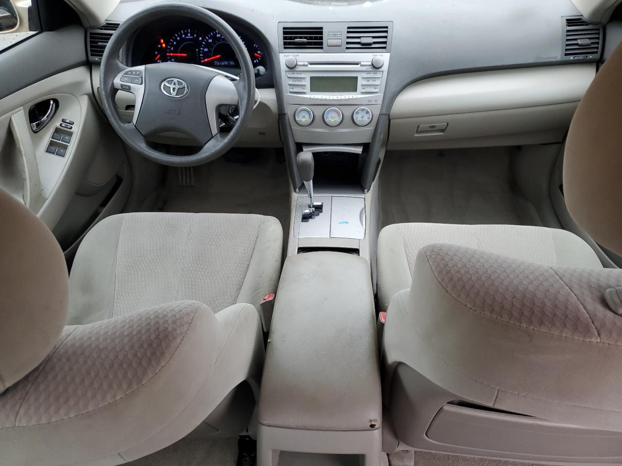 2010 Toyota Camry Base VIN: 4T1BF3EK3AU031980 Lot: 81825165