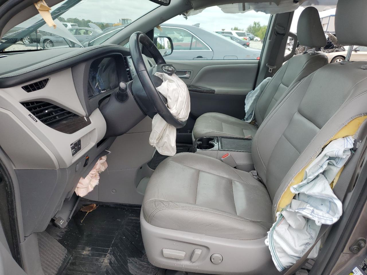 2018 Toyota Sienna Xle VIN: 5TDYZ3DCXJS942263 Lot: 80532285