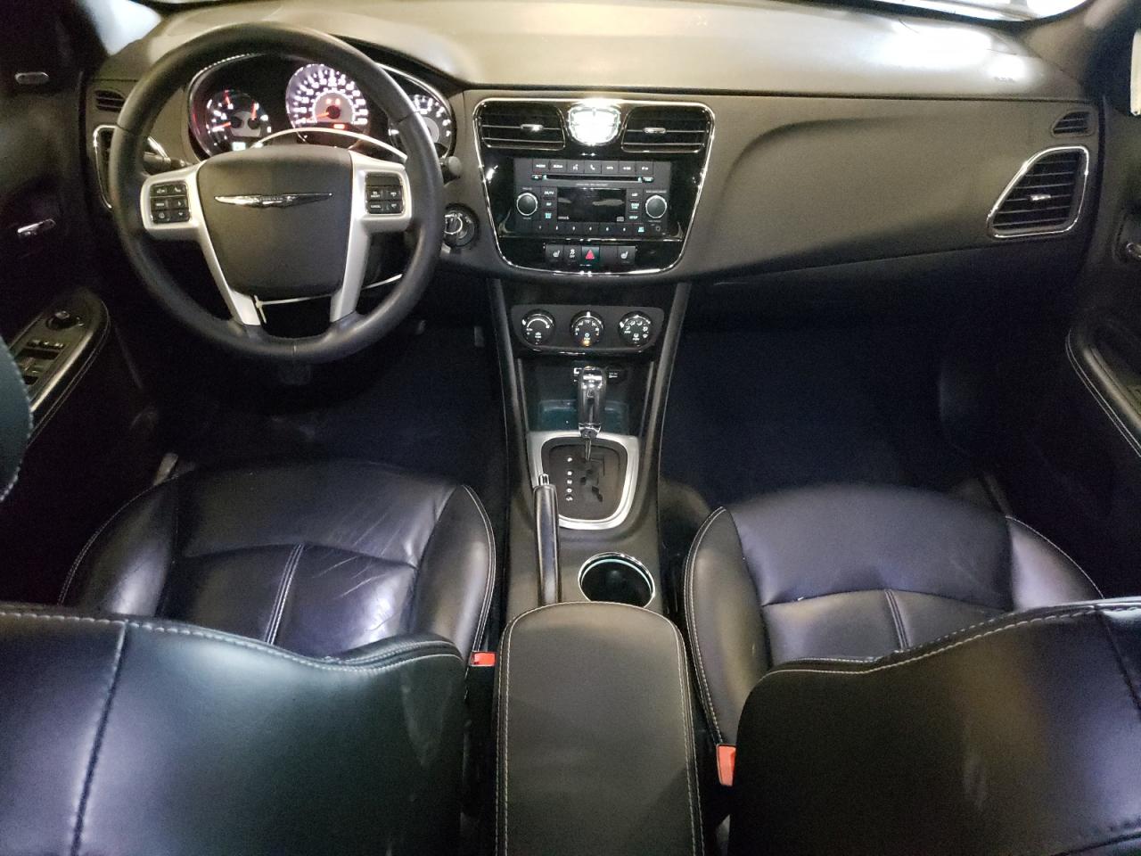 2014 Chrysler 200 Limited VIN: 1C3CCBCG8EN198690 Lot: 80264985