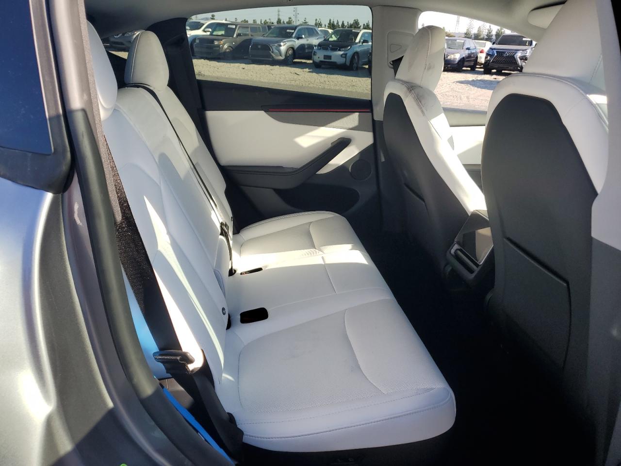 2026 Tesla Model Y VIN: 7SAYGDEE8TF336725 Lot: 81406745