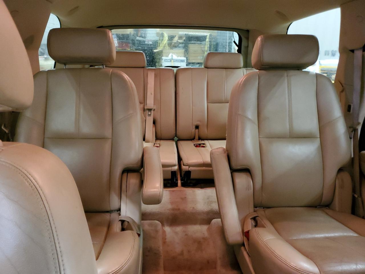 2008 Chevrolet Tahoe K1500 VIN: 1GNFK13038J157413 Lot: 71207145