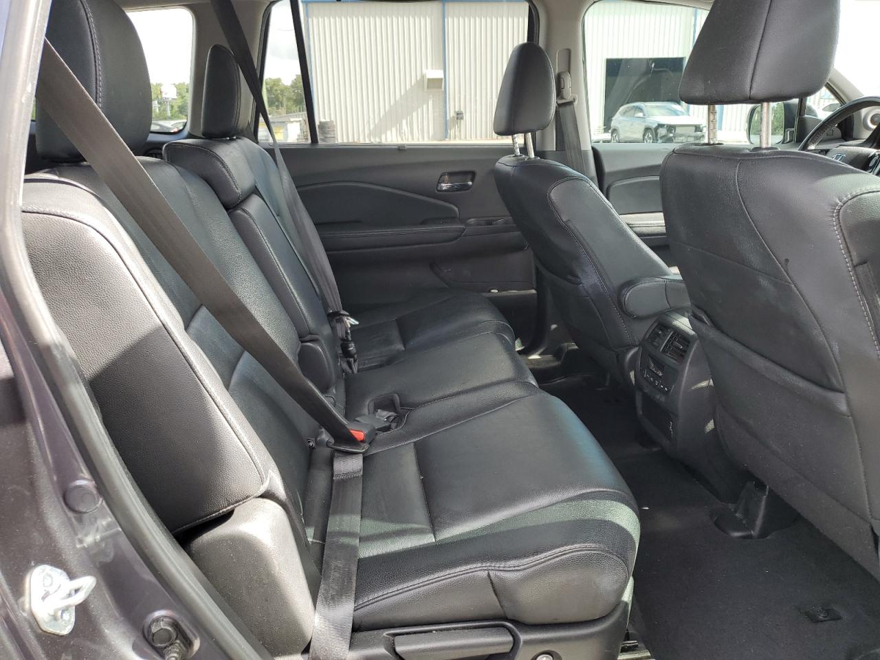 2021 Honda Pilot Se VIN: 5FNYF5H25MB027979 Lot: 81874505