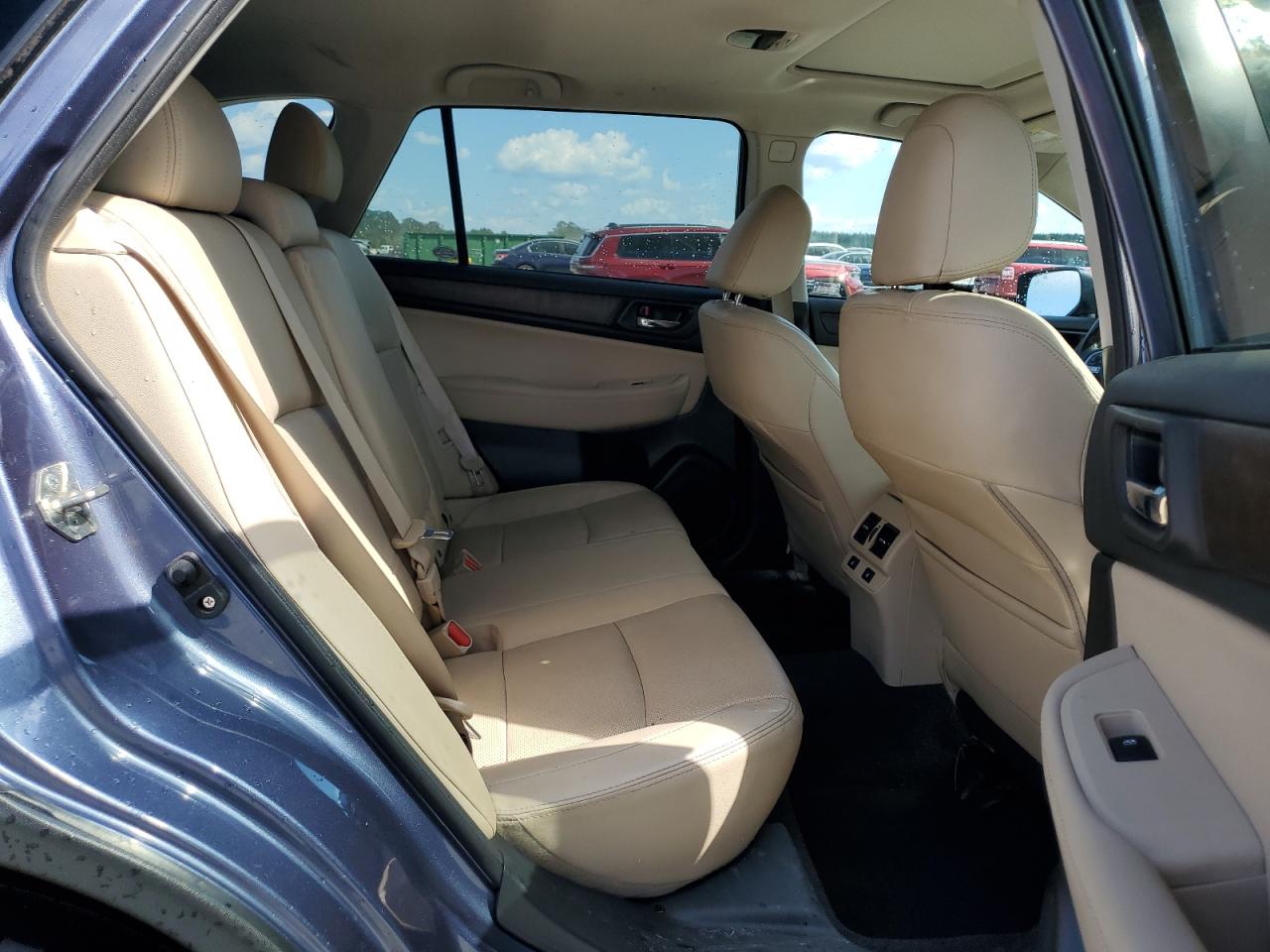 2017 Subaru Outback 3.6R Limited VIN: 4S4BSENC7H3213102 Lot: 80456095