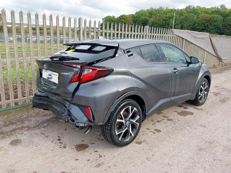 2022 TOYOTA C-HR DESIGN HEV CVT 