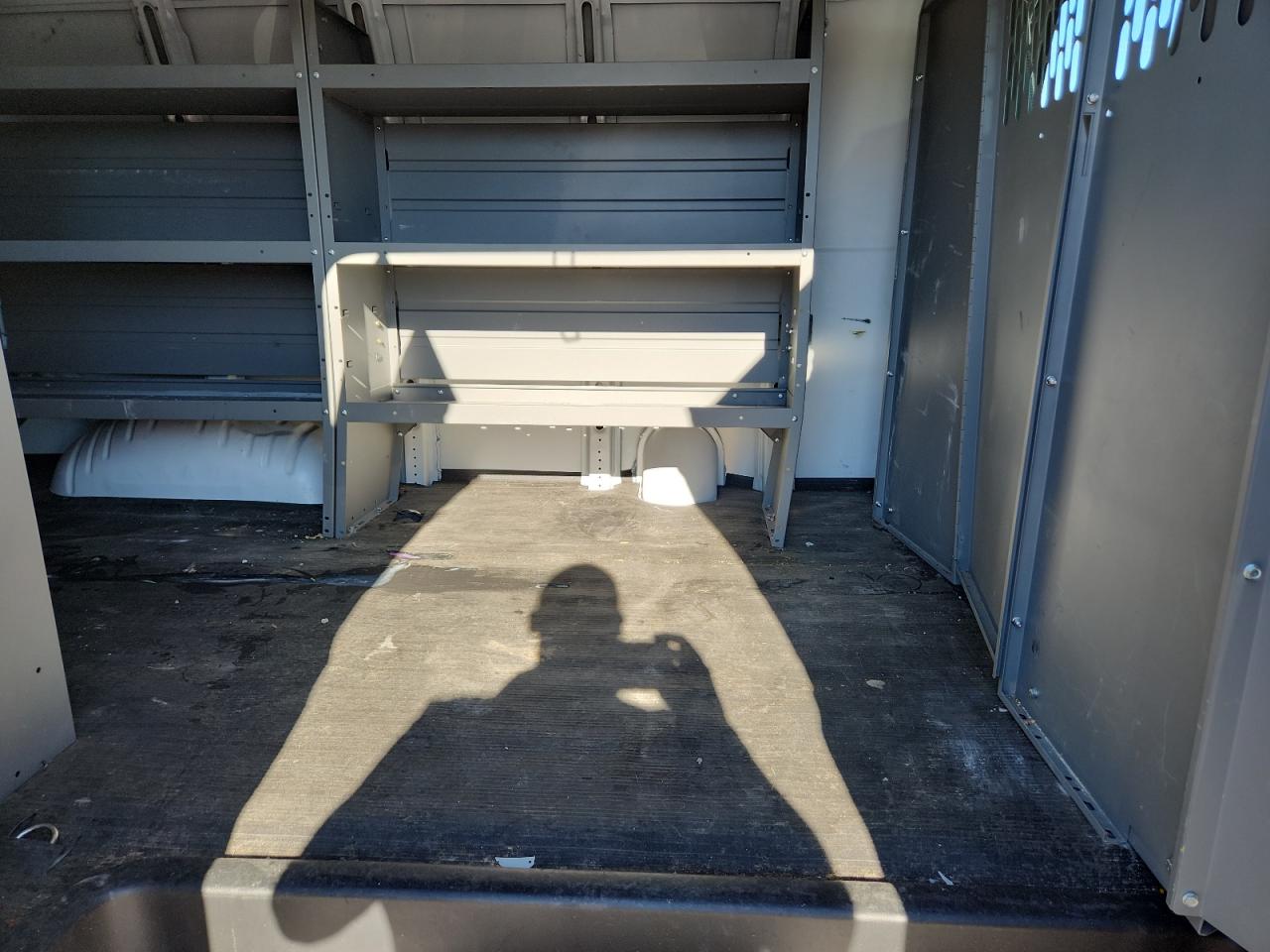 2023 GMC Savana G2500 VIN: 1GTW7AFPXP1234067 Lot: 81472195