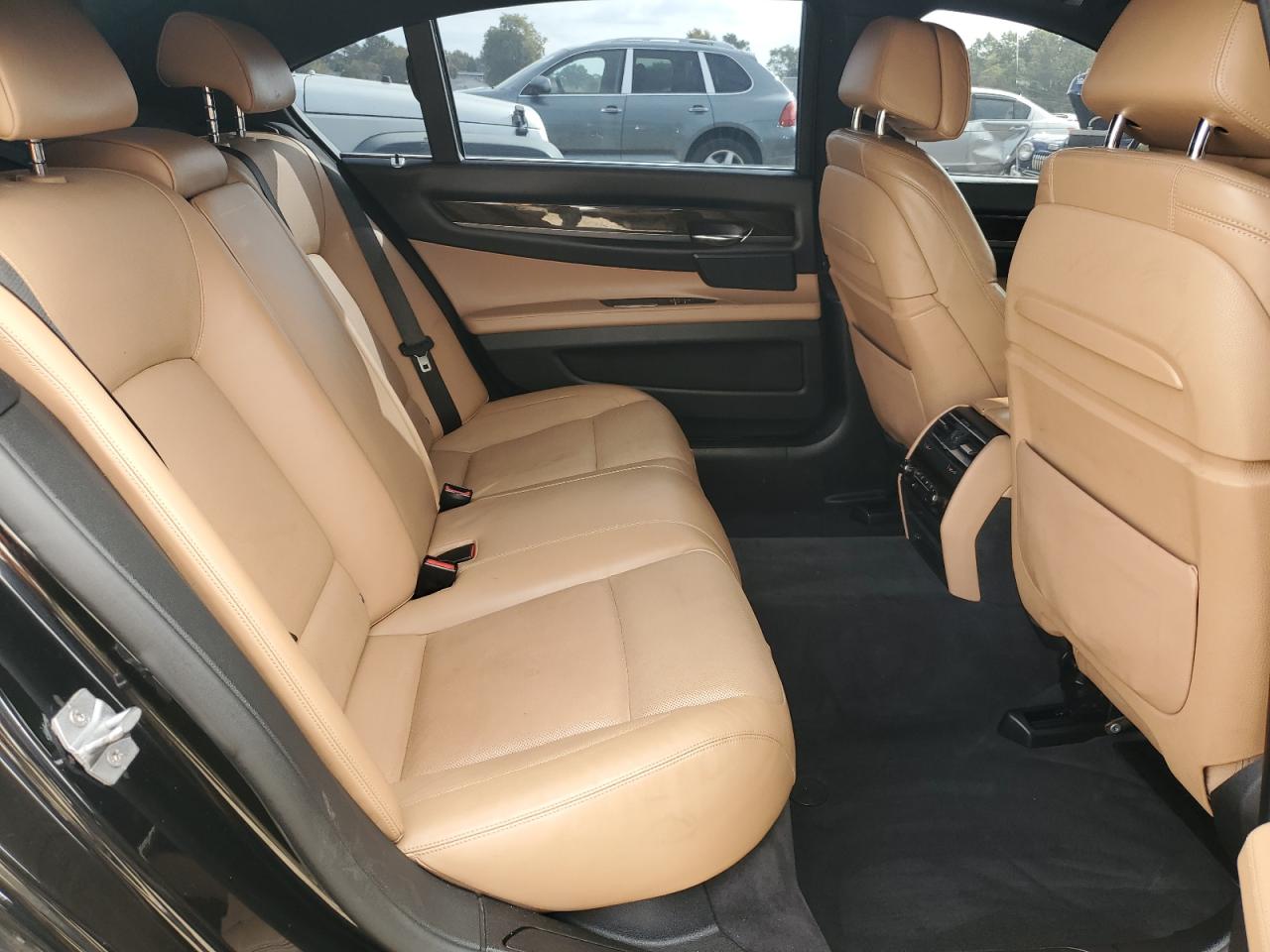 2014 BMW 750 Lxi VIN: WBAYF8C5XED652905 Lot: 81663895