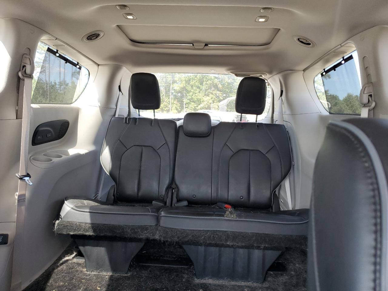 2018 Chrysler Pacifica Limited VIN: 2C4RC1GG5JR229014 Lot: 82126405