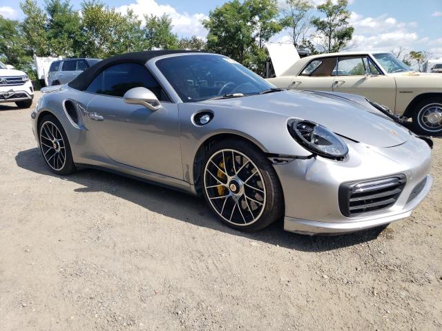  PORSCHE 911 2019 Серебристый