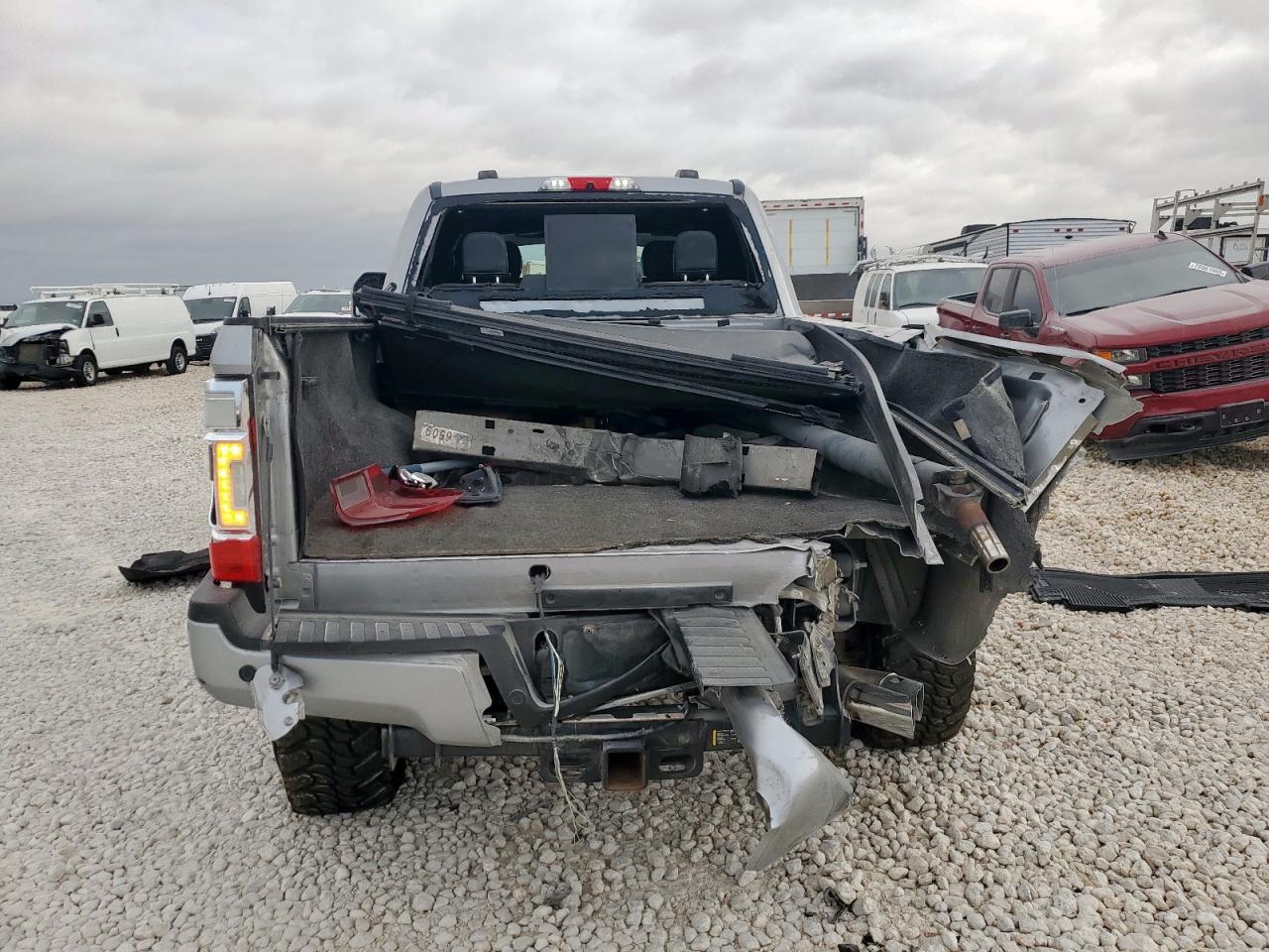 2020 Ford F250 Super Duty VIN: 1FT8W2BT2LEC39433 Lot: 81056475