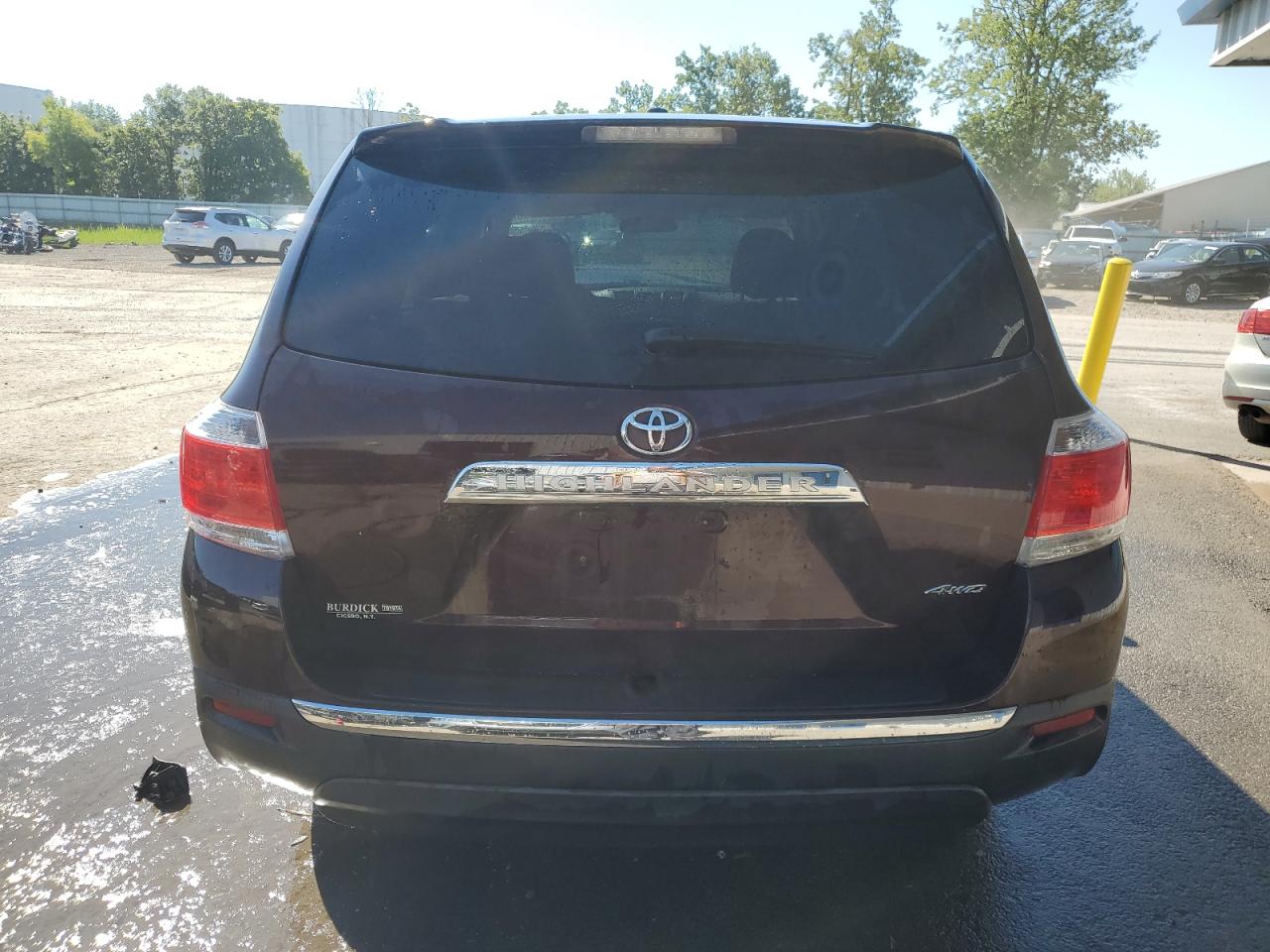 2012 Toyota Highlander Base VIN: 5TDBK3EH2CS147232 Lot: 70760805