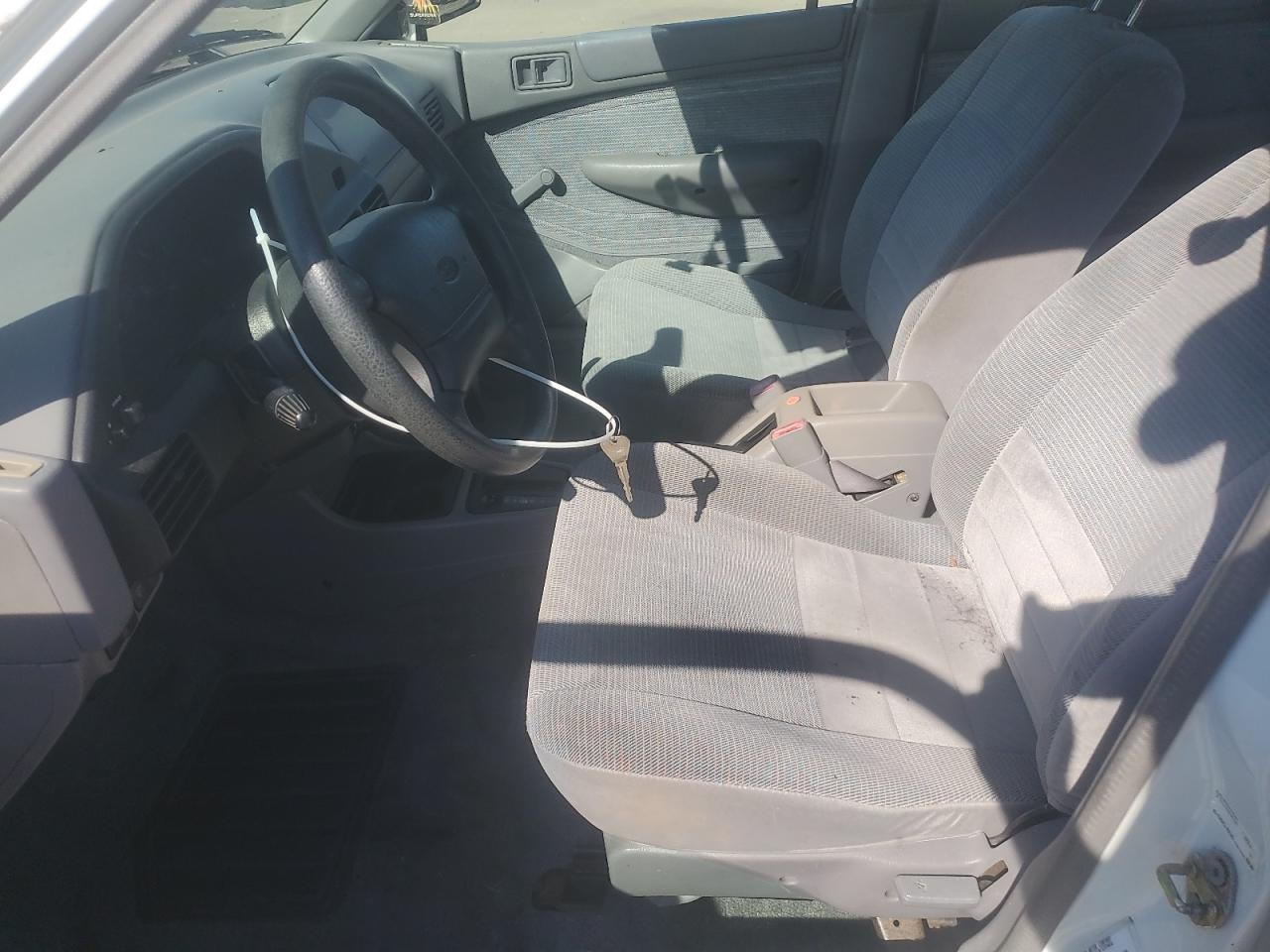1996 Ford Escort Lx VIN: 3FASP13J6TR107918 Lot: 83764575