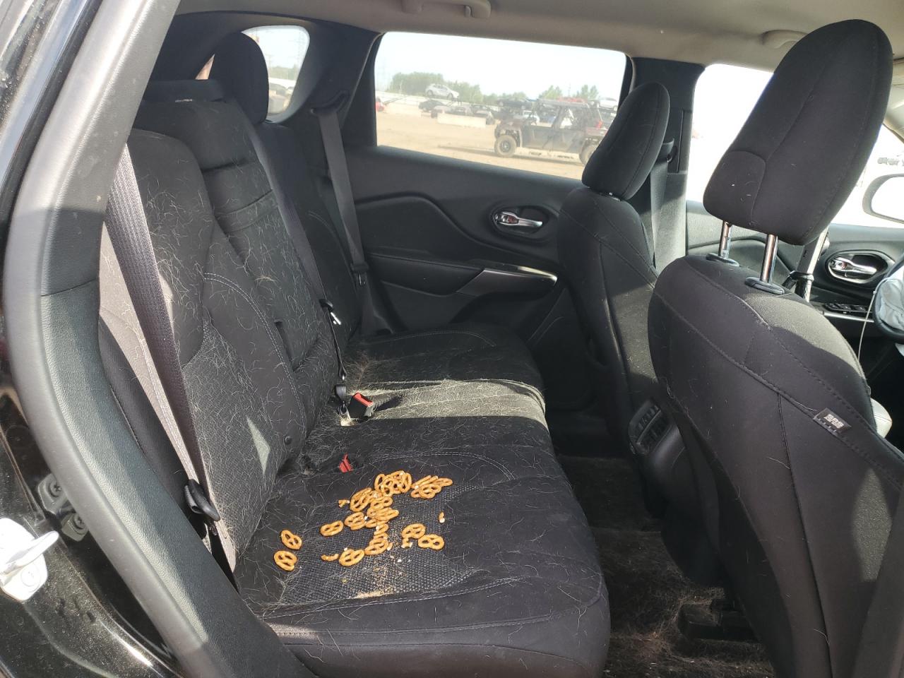 2019 Jeep Cherokee Latitude VIN: 1C4PJMCX5KD192006 Lot: 72039595