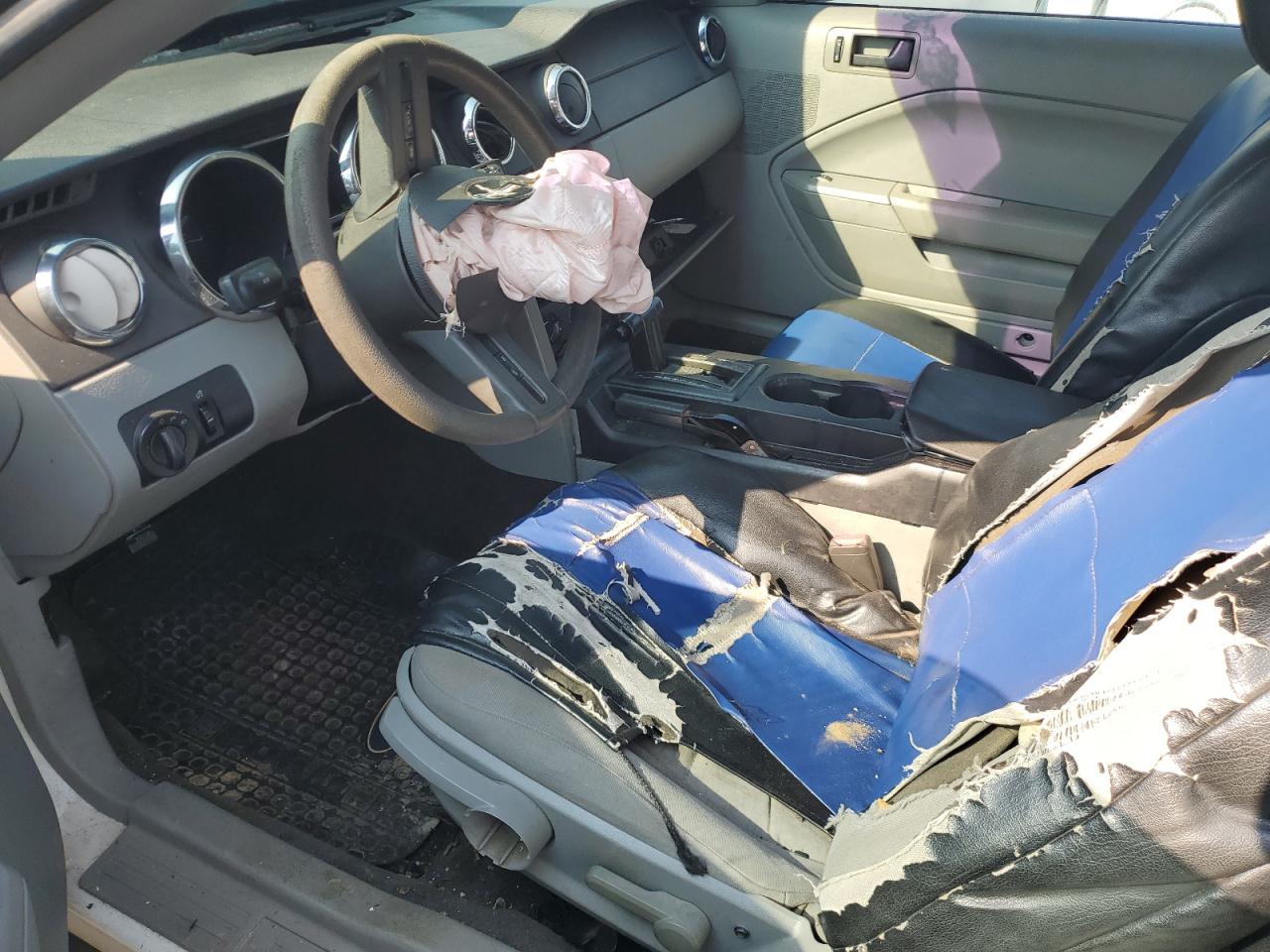 2007 Ford Mustang VIN: 1ZVFT80N575280794 Lot: 80549575