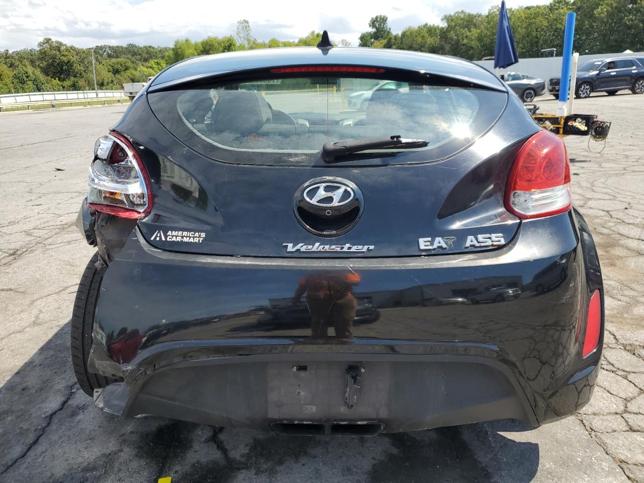 2017 Hyundai Veloster VIN: KMHTC6AD1HU309291 Lot: 70303045