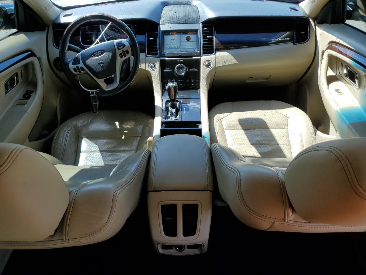 2017 Ford Taurus Limited VIN: 1FAHP2F82HG122343 Lot: 80867665