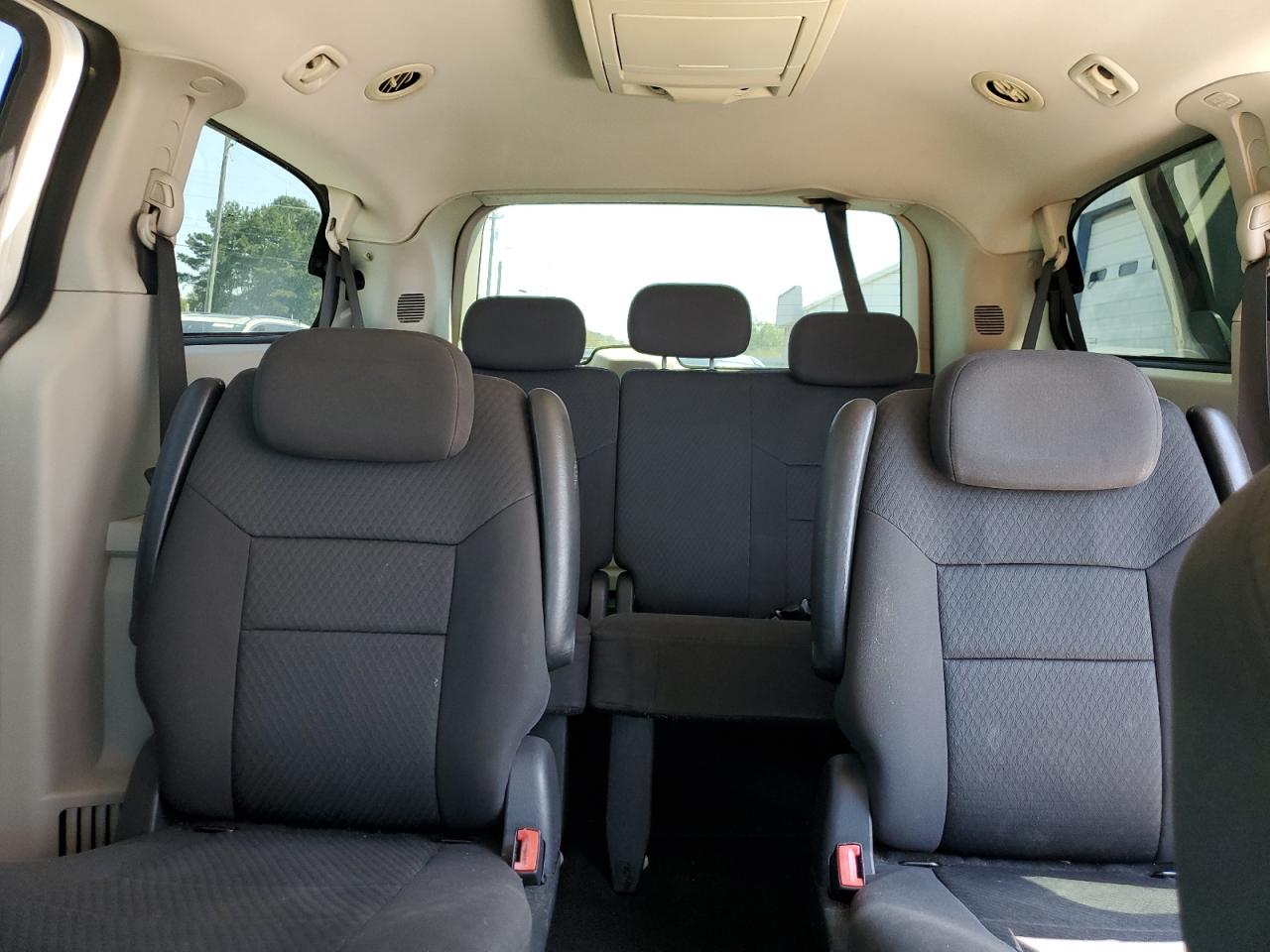 2010 Dodge Grand Caravan Sxt VIN: 2D4RN5D10AR460200 Lot: 71303905